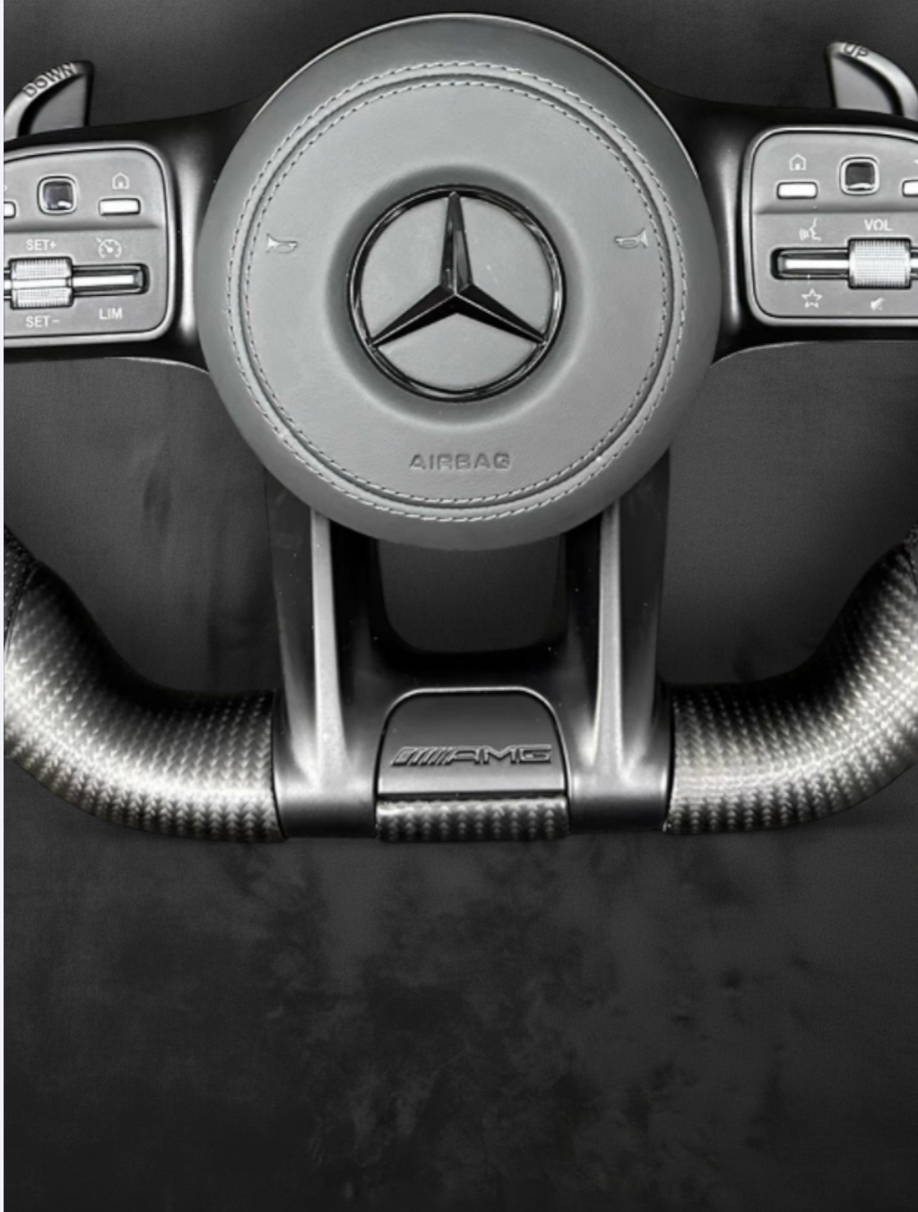 Custom AMG Matte Carbon fiber Steering Wheel – Grey Edition