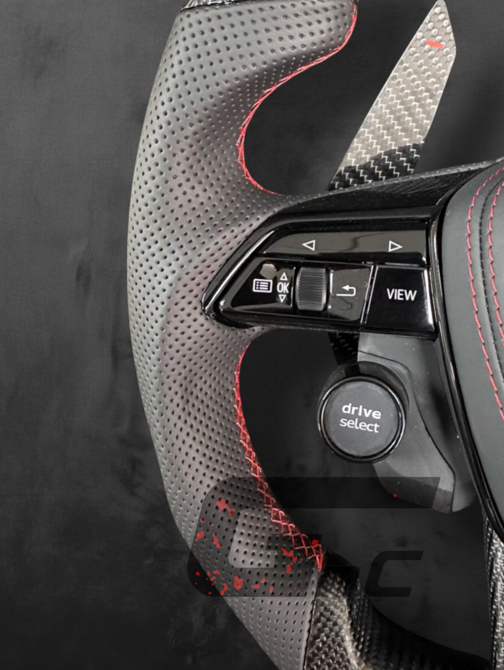 Custom Audi Carbon Perforated leather steering wheel – R8 Button Edition