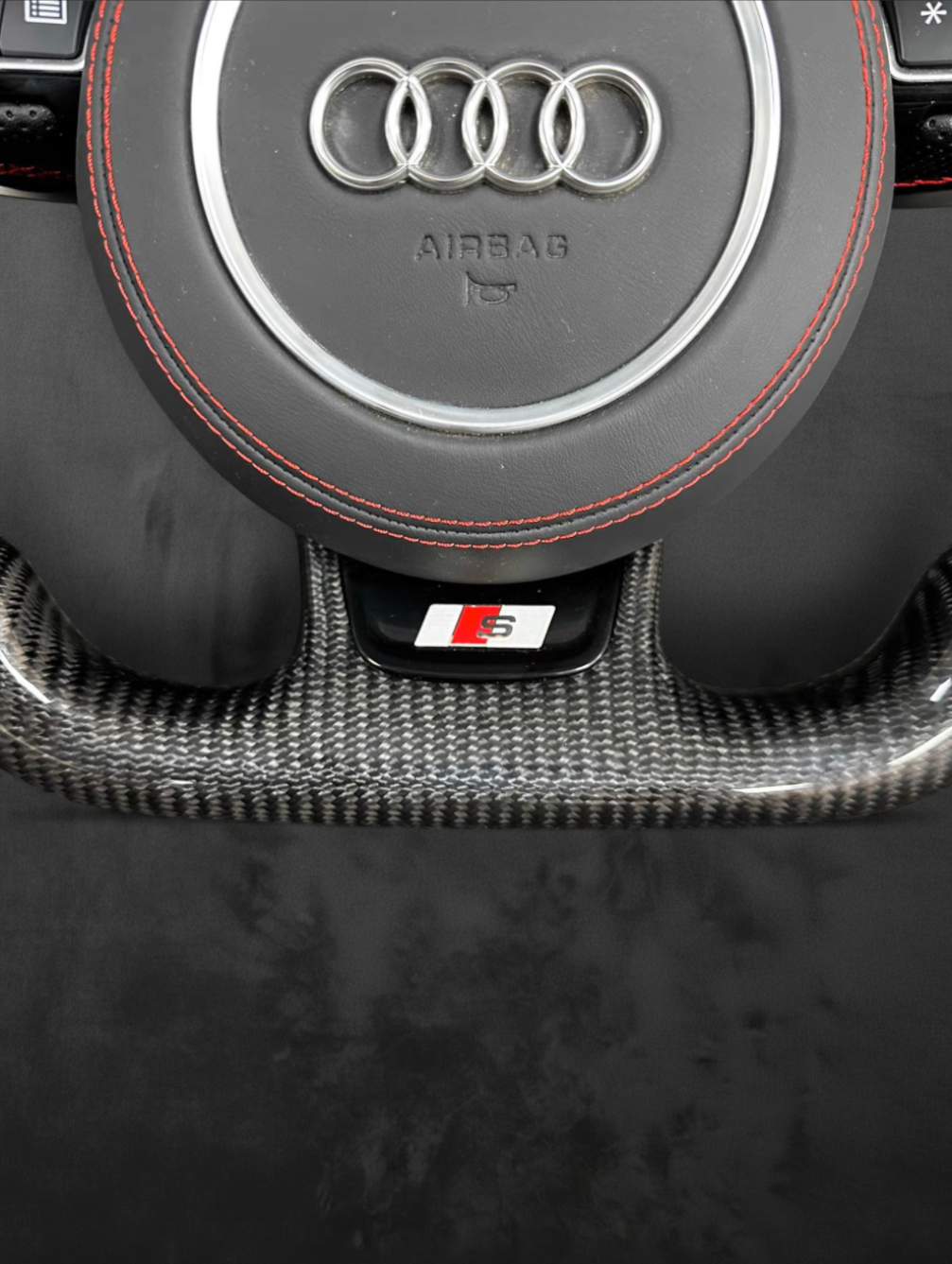 Custom Audi Carbon Steering Wheel – Red stripe